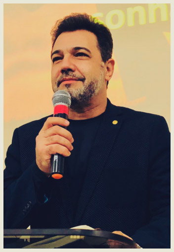 Marco Feliciano no Renascer Instituto Teológico